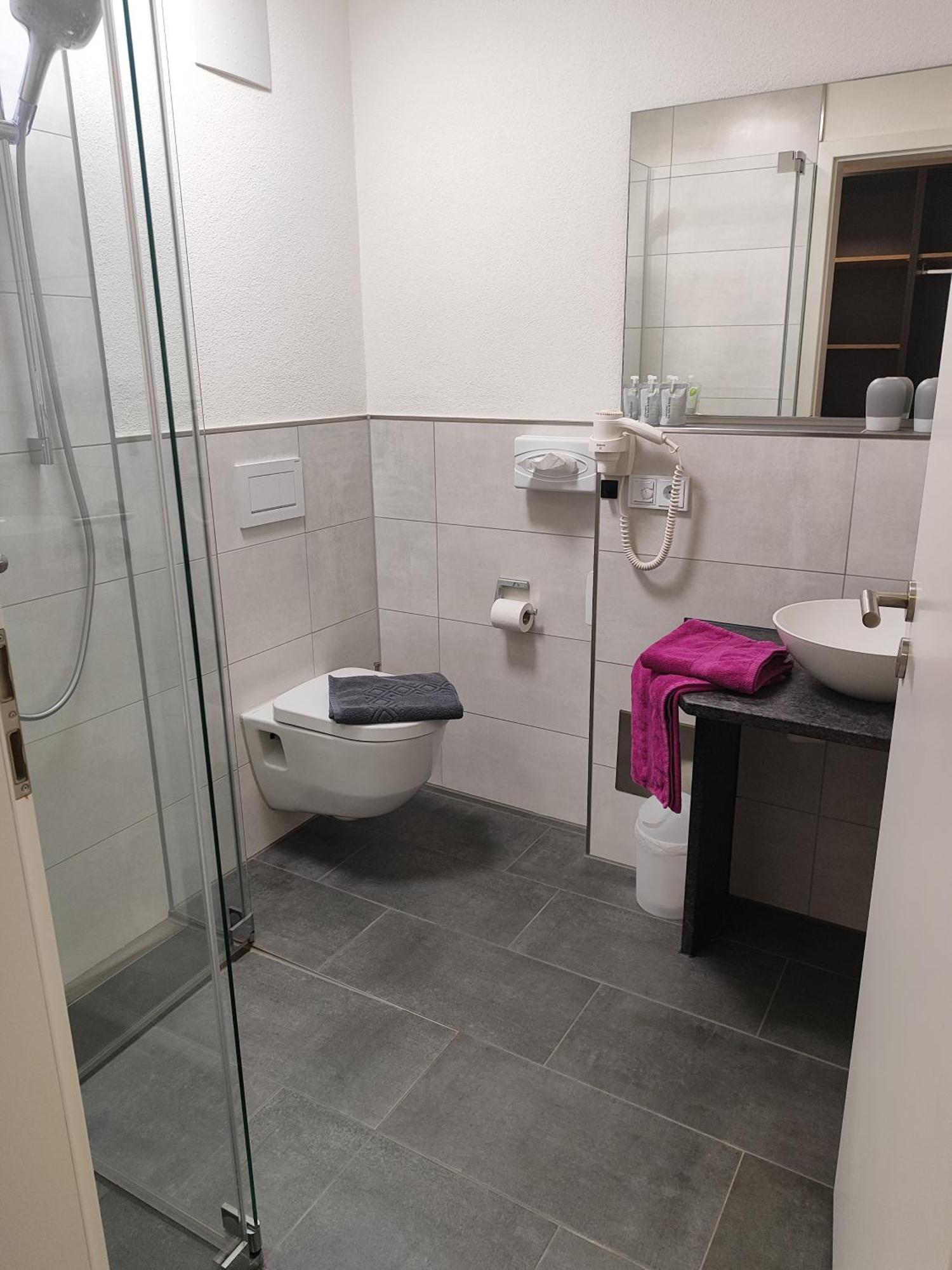 Hotel Gaestehaus Stock Zimmer Teekaennle Friedrichshafen Exteriér fotografie